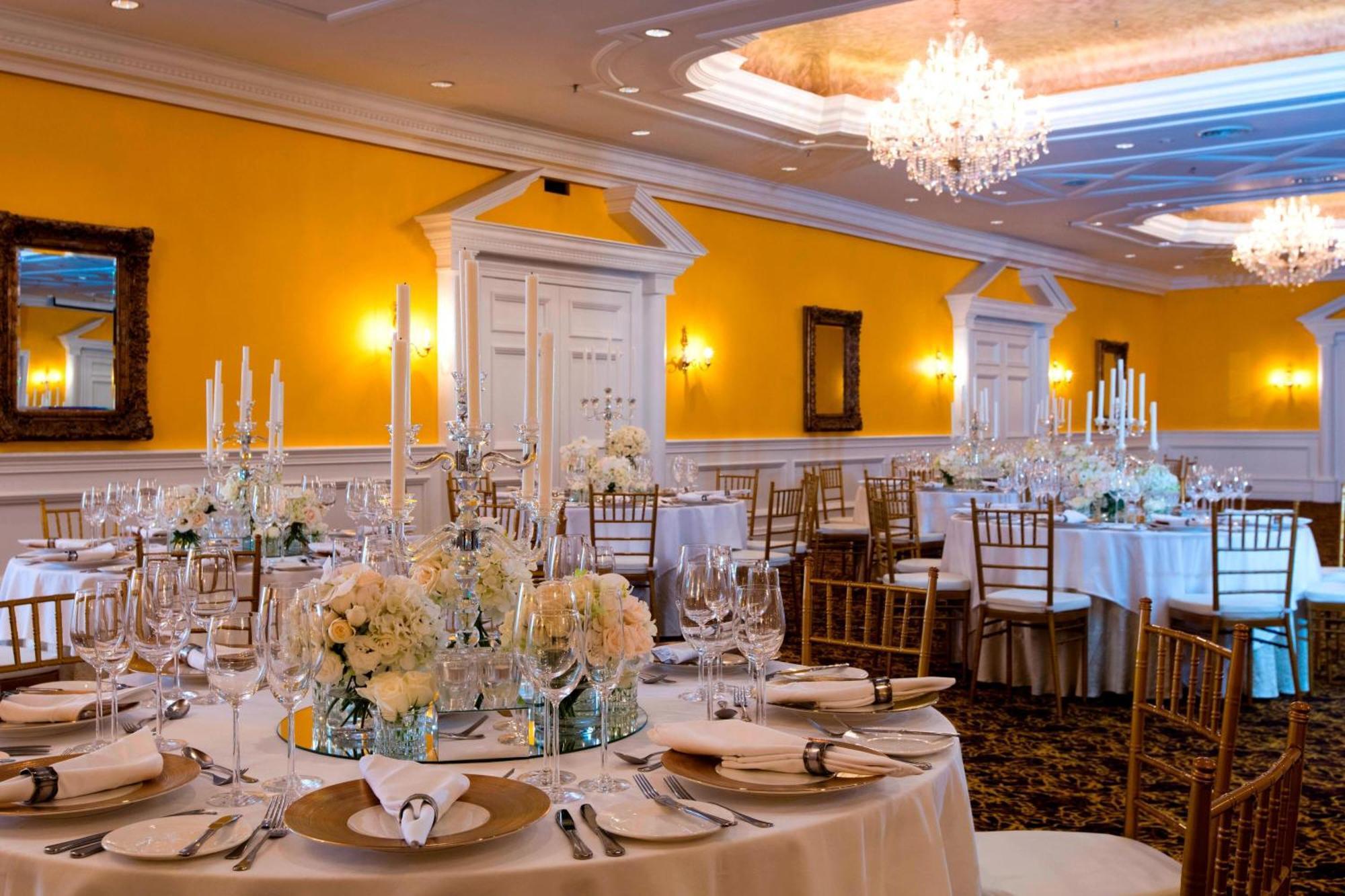 Hotel The Ritz-Carlton, Kuala Lumpur Zewnętrze zdjęcie The ballroom at the Garden City Hotel